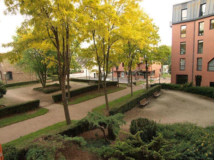Hotel Garabel Plaisir Exterior photo