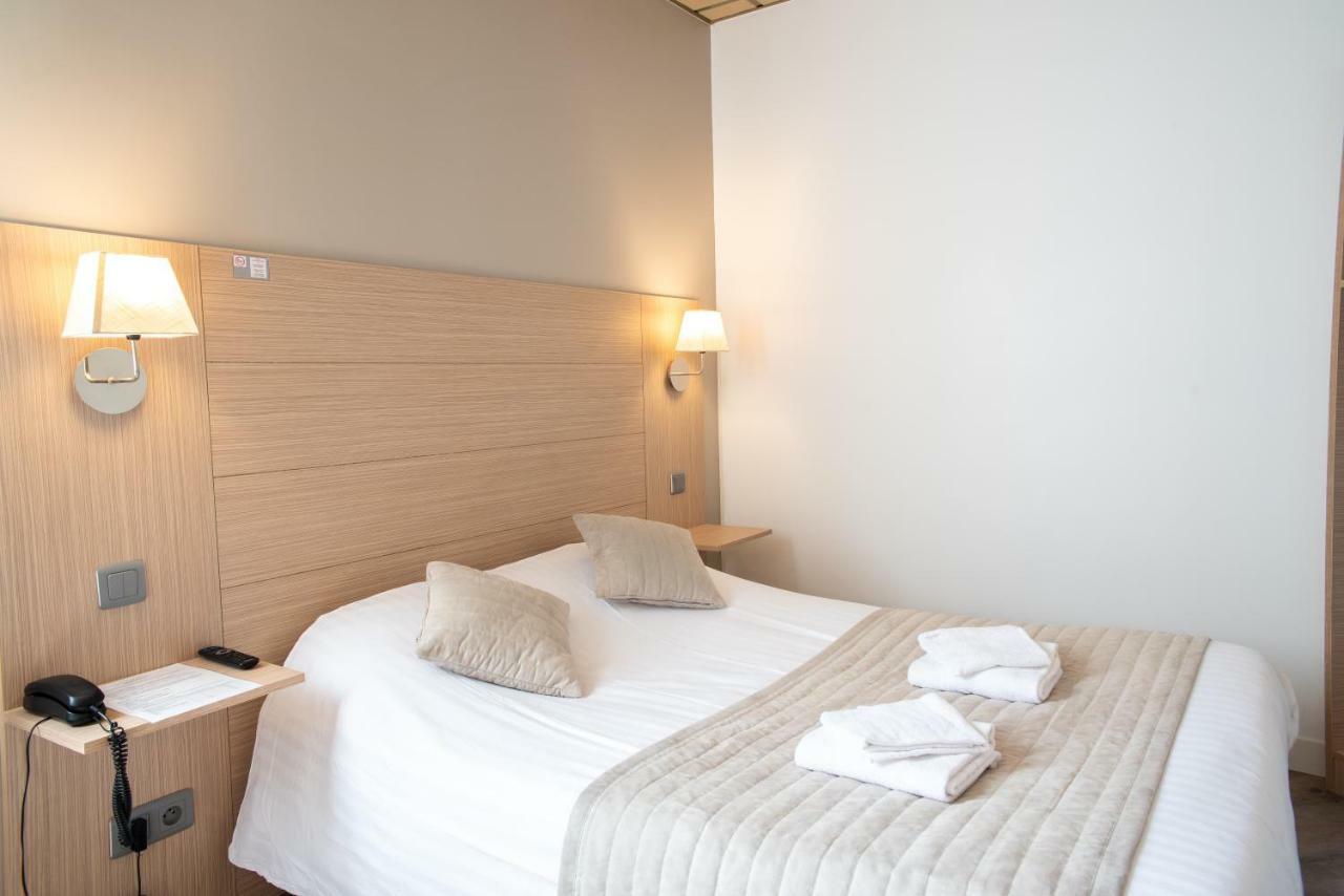 Hotel Garabel Plaisir Exterior photo