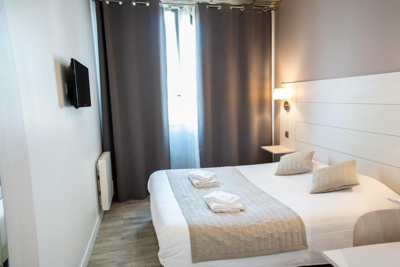 Hotel Garabel Plaisir Exterior photo