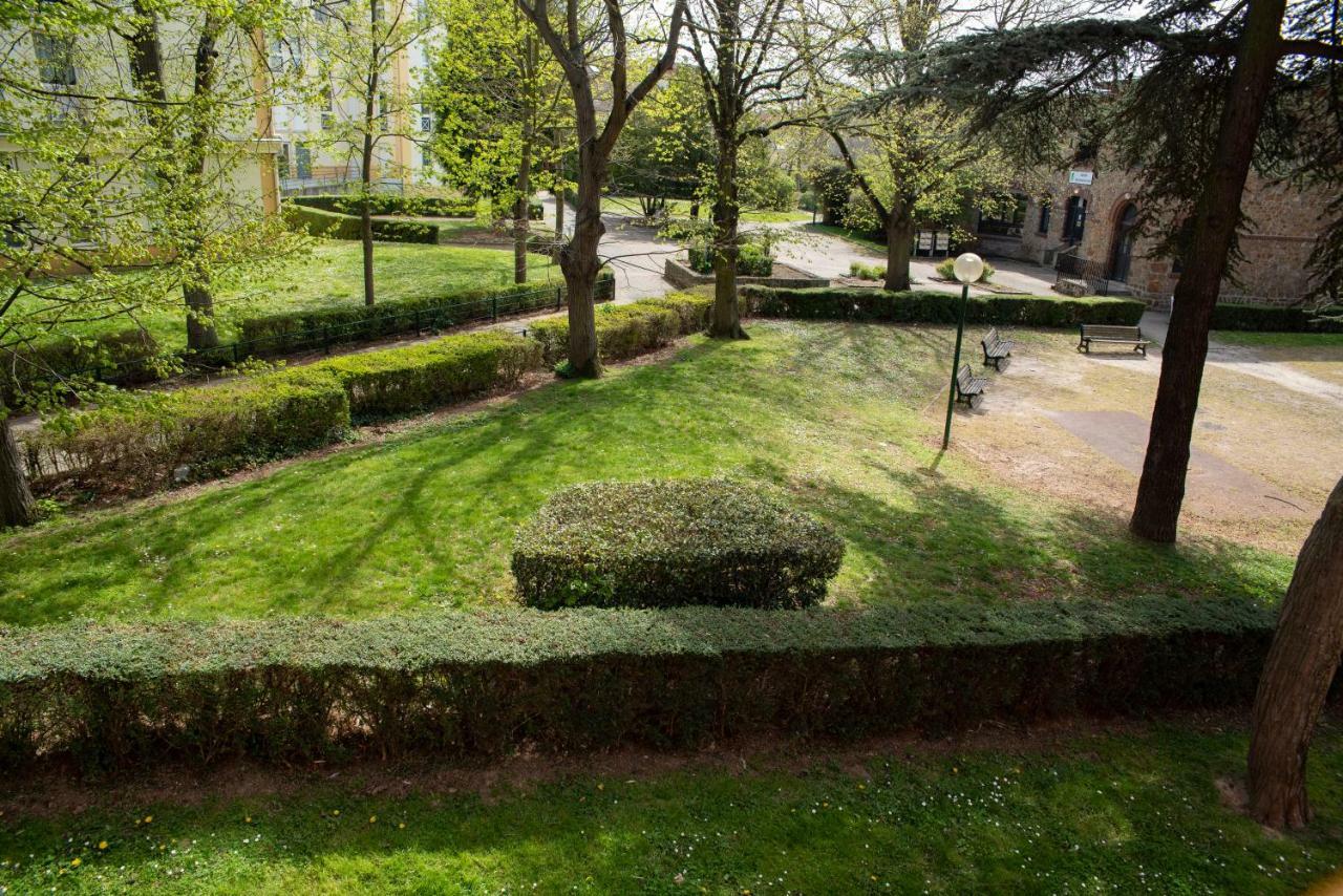 Hotel Garabel Plaisir Exterior photo